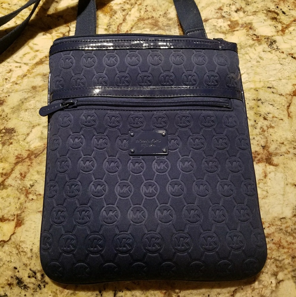 Michael Kors Flat Crossbody